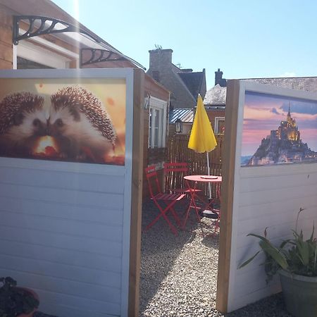 Les Herissons De La Baie Bed & Breakfast Pontorson Dış mekan fotoğraf